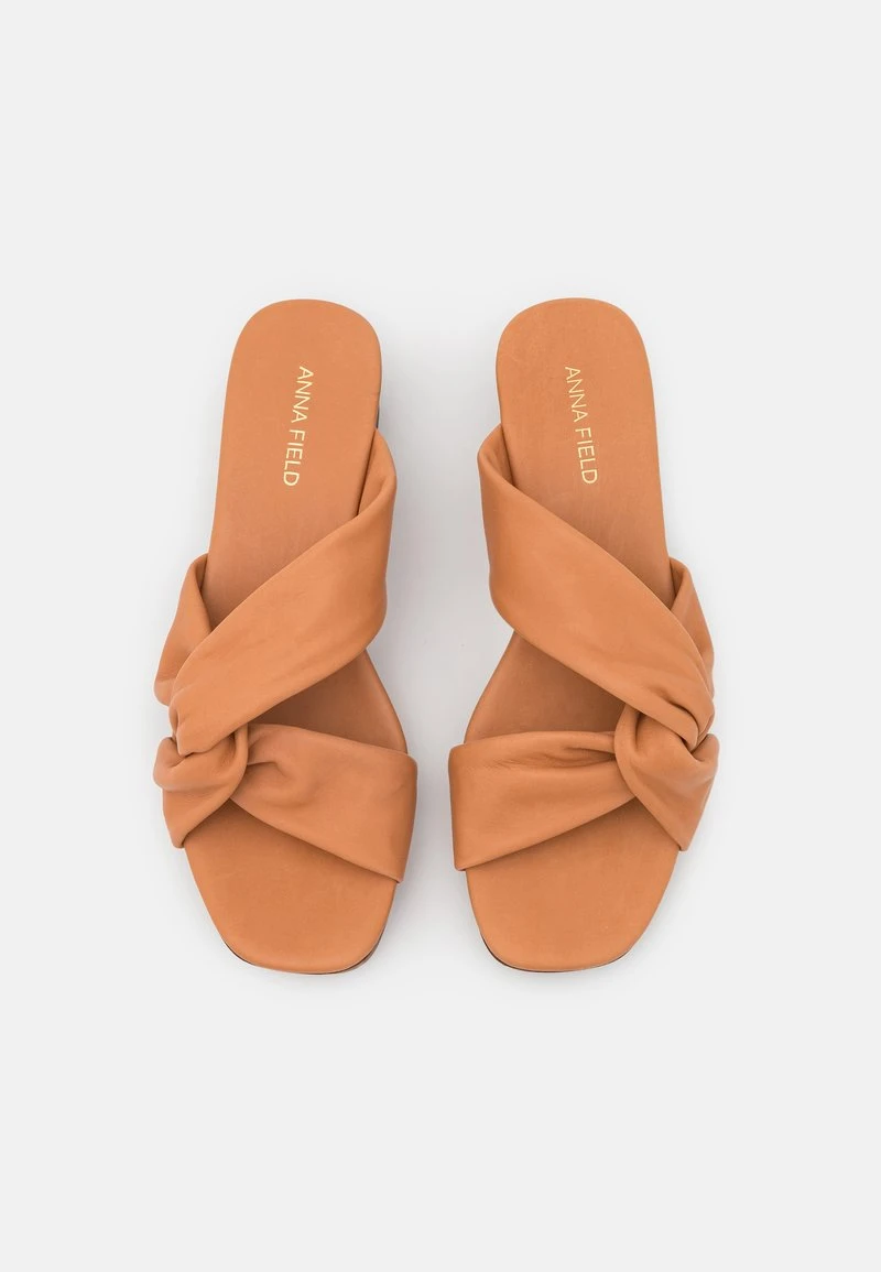 Venta al por mayor 👍 Anna Field LEATHER - Zuecos - Cognac, Mujer 😍 8 Venta al por mayor 👍 Anna Field LEATHER - Zuecos - Cognac, Mujer 😍 - Imagen 6