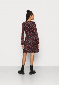 Las mejores reseñas de 😍 Anna Field Vestido Informal - Black/red, Mujer ⭐ 9 Las mejores reseñas de 😍 Anna Field Vestido Informal - Black/red, Mujer ⭐ -Tienda barata Anna Field 05915dfc1a834f39901d63b23640f961