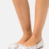 Las mejores reseñas de 😍 Anna Field Bailarinas - White, Mujer ⌛ -Tienda barata Anna Field 0c5e1289839148d681f12f002321b451
