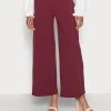 Toma de corriente 😍 Anna Field Flared Leg Business Trousers - Pantalones - Dark Red, Mujer ⭐ -Tienda barata Anna Field 1037ff0d88414ab8953242f4b592056a