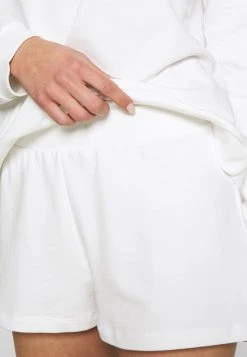 Toma de corriente 😍 Anna Field Pijama - White, Mujer ❤️ 12 Toma de corriente 😍 Anna Field Pijama - White, Mujer ❤️ -Tienda barata Anna Field 1e1cdf37690c4ae3b823bd27bc020e3f