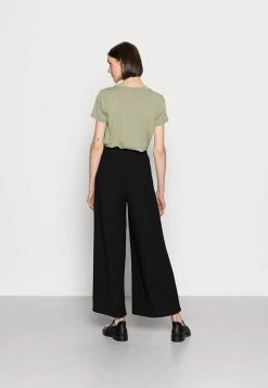 Las mejores reseñas de ✔️ Anna Field TEXTURED LIGHTWEIGHT PALAZZO PANT - Pantalones - Black, Mujer ⭐ -Tienda barata Anna Field 208b61a51002495d987dee9a2d1ee9e8