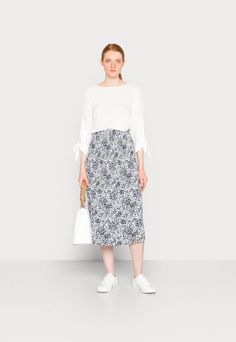 Venta al por mayor 🌟 Anna Field Blusa - White, Mujer 😍 4 Venta al por mayor 🌟 Anna Field Blusa - White, Mujer 😍 - Imagen 2