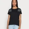 Para estrenar ❤️ Anna Field MANDALA DITSY FLOWER SHOULDER TEE - Camiseta Estampada - Black, Mujer 🌟