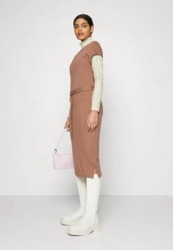 Toma de corriente 💯 Anna Field Vestido Ligero - Dark Brown, Mujer ⌛ -Tienda barata Anna Field 36631565fe054c98a27c411c18ab2704