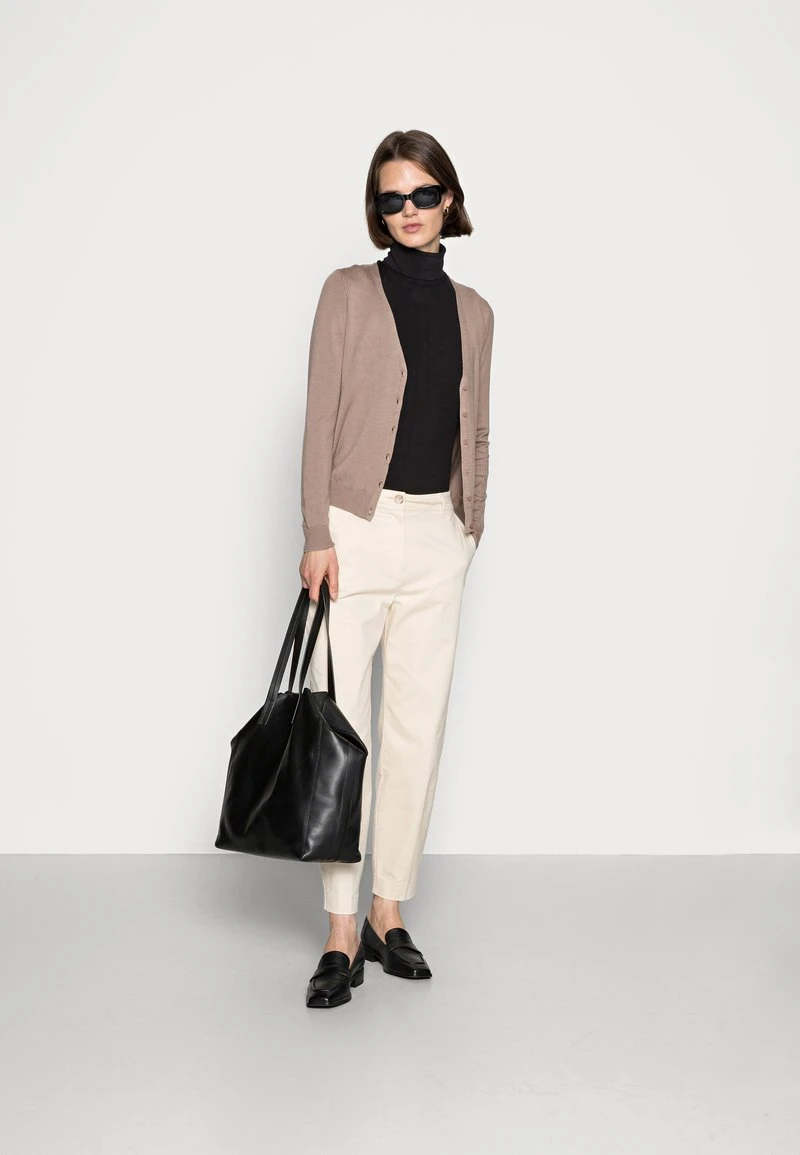 Las mejores reseñas de ⭐ Anna Field Chaqueta De Punto - Taupe, Mujer 🧨 4 Las mejores reseñas de ⭐ Anna Field Chaqueta De Punto - Taupe, Mujer 🧨 - Imagen 2