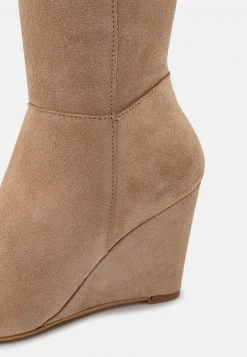 Cupón 🤩 Anna Field LEATHER - Botas De Cuña - Beige, Mujer 😍 13 Cupón 🤩 Anna Field LEATHER - Botas De Cuña - Beige, Mujer 😍 -Tienda barata Anna Field 46536c789ede47ff9438531fe09be4dd