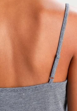 Comprar ⌛ Anna Field SARAH SHORT PJ SET WITH CROCHET LACE - Pijama - Off-white/dark Blue, Mujer ✨ -Tienda barata Anna Field 49d51a315b42407db76066305cc81b2a