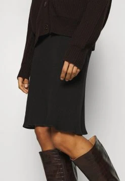 Venta al por mayor ❤️ Anna Field Vestido De Punto - Black, Mujer 🎁 -Tienda barata Anna Field 6e8d104f0fb74c8ababa405c7cfe3a42