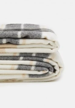 Para estrenar 😉 Anna Field Bufanda - Off-white, Mujer ⭐ 10 Para estrenar 😉 Anna Field Bufanda - Off-white, Mujer ⭐ -Tienda barata Anna Field 7490603959884adfb5755d6a19b8f81c