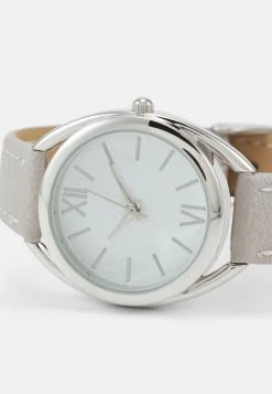 10 mejores 🛒 Anna Field Reloj - Light Grey, Mujer 🛒 9 10 mejores 🛒 Anna Field Reloj - Light Grey, Mujer 🛒 -Tienda barata Anna Field 824063592146428090ba97f4b8c1c811