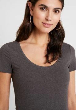 Presupuesto 🎁 Anna Field 3 PACK - Camiseta Básica - White/black/dark Grey, Mujer ⭐ -Tienda barata Anna Field 8d73753d686e4e7eb30522402290ce73