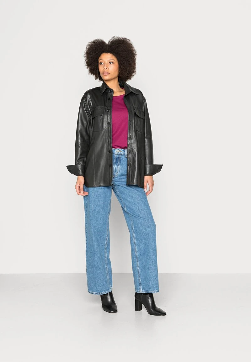 Toma de corriente 🤩 Anna Field Camiseta Básica - Dark Red, Mujer ✨ 4 Toma de corriente 🤩 Anna Field Camiseta Básica - Dark Red, Mujer ✨ - Imagen 2