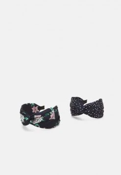 Venta al por mayor ❤️ Anna Field Hair Styling Accessory - Blue/off White, Mujer ✨