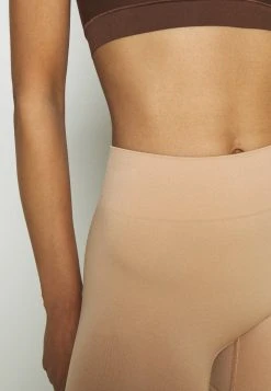 Las mejores reseñas de ❤️ Anna Field 2PP SEAMLESS SHORTS - Shapewear - Beige, Mujer 🧨 -Tienda barata Anna Field ad6952b379f647e9b551872ca7f4f376