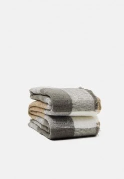 Promoción 🎉 Anna Field Bufanda - Dark Grey, Mujer 🔥 -Tienda barata Anna Field b2e9d397ee4c44de97c792df53c82b9a