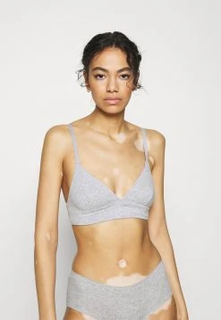 Venta al por mayor ✨ Anna Field 3 PACK - Top - Grey, Mujer 🧨 12 Venta al por mayor ✨ Anna Field 3 PACK - Top - Grey, Mujer 🧨 -Tienda barata Anna Field ea5c128e5fb84df2921c580f6f3e82be