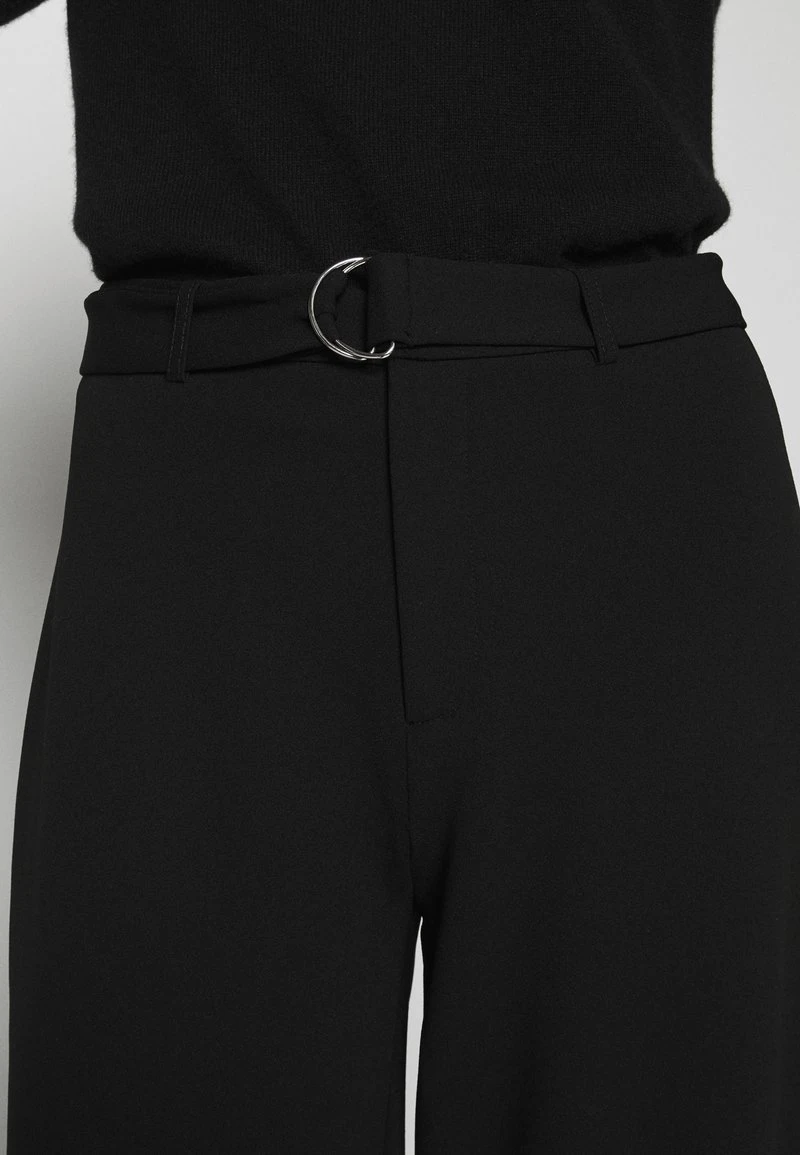 Gran venta 🤩 Anna Field BELTED FLARED LEG PANTS - Pantalones - Black, Mujer ⌛ 6 Gran venta 🤩 Anna Field BELTED FLARED LEG PANTS - Pantalones - Black, Mujer ⌛ - Imagen 4