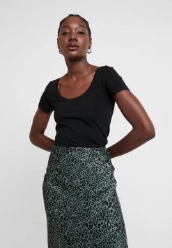 mejor venta 🌟 Anna Field 2 PACK - Camiseta Básica - Black, Mujer 🎁 -Tienda barata Anna Field f8f858ed20b24789b8019797588fb528